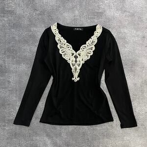 Tatu 2000s embroidered long sleeve